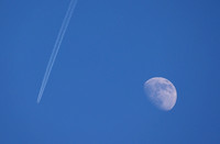 Plane Trails England Stockton Heath Moon 20230530